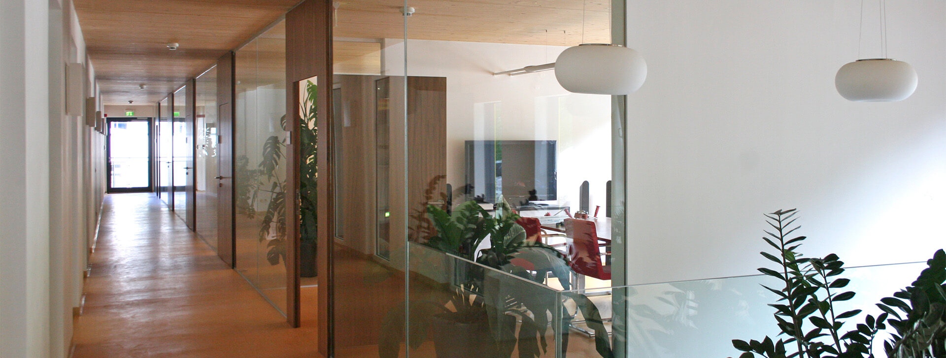 Holztafelbau - Industrie- und Gewerbebau - WOLF System