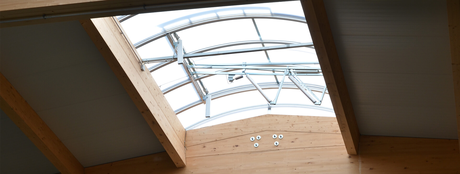 Lüftung und Belichtung Dach - Industrie- und Gewerbebau - WOLF System