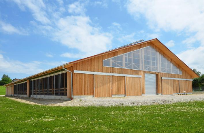 rinderstall-schweinestall-gefl-gelstall-fertigstall-pferdestall
