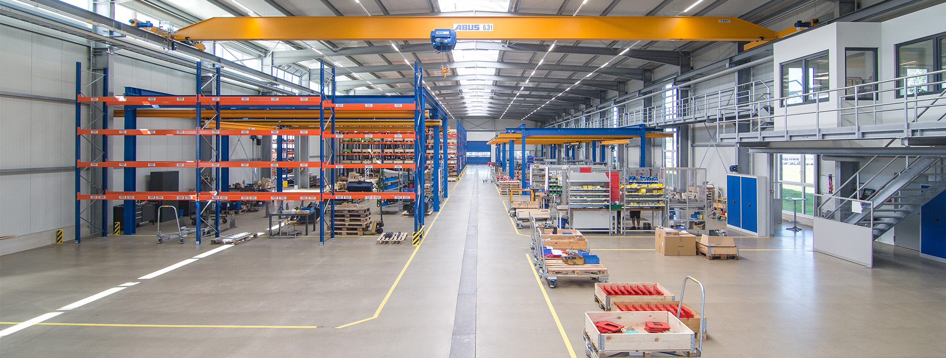 Logistikhalle - Industriebau - WOLF System